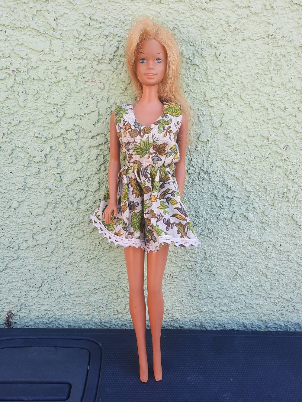 Vintage Mattel 1966 Sun Loving Malibu Barbie Blonde Hair Blue Eyes Doll